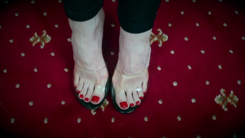 Lady Victoria Valente: Tranced into my financial slave