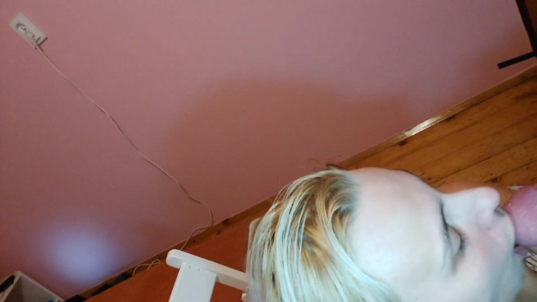 Wet Pussy Fuck: Rough Fucking 18-year-old Polish Sperm to Mouth, She Swallows Sperm