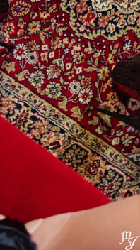 このタイツの柔らかさを見て!ミストレス・ジュリア