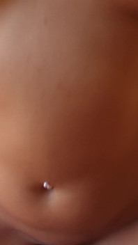 Stunning Tutor Lola Pearl Gives a Sensual Hand-on Lesson