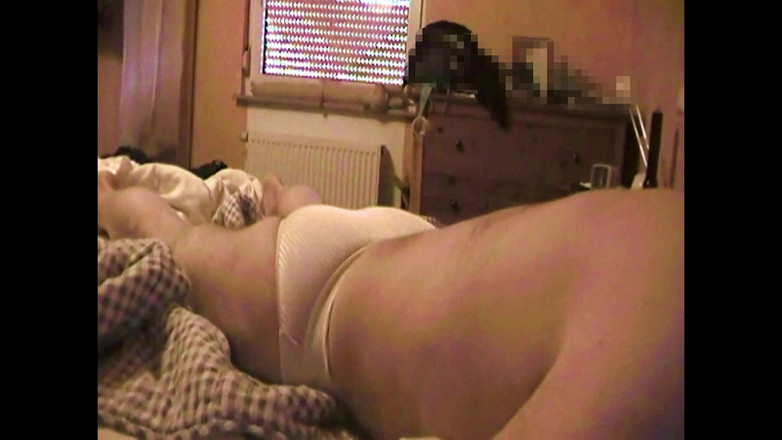 Mark Hannes: Шпилю в белых трусиках от тещи