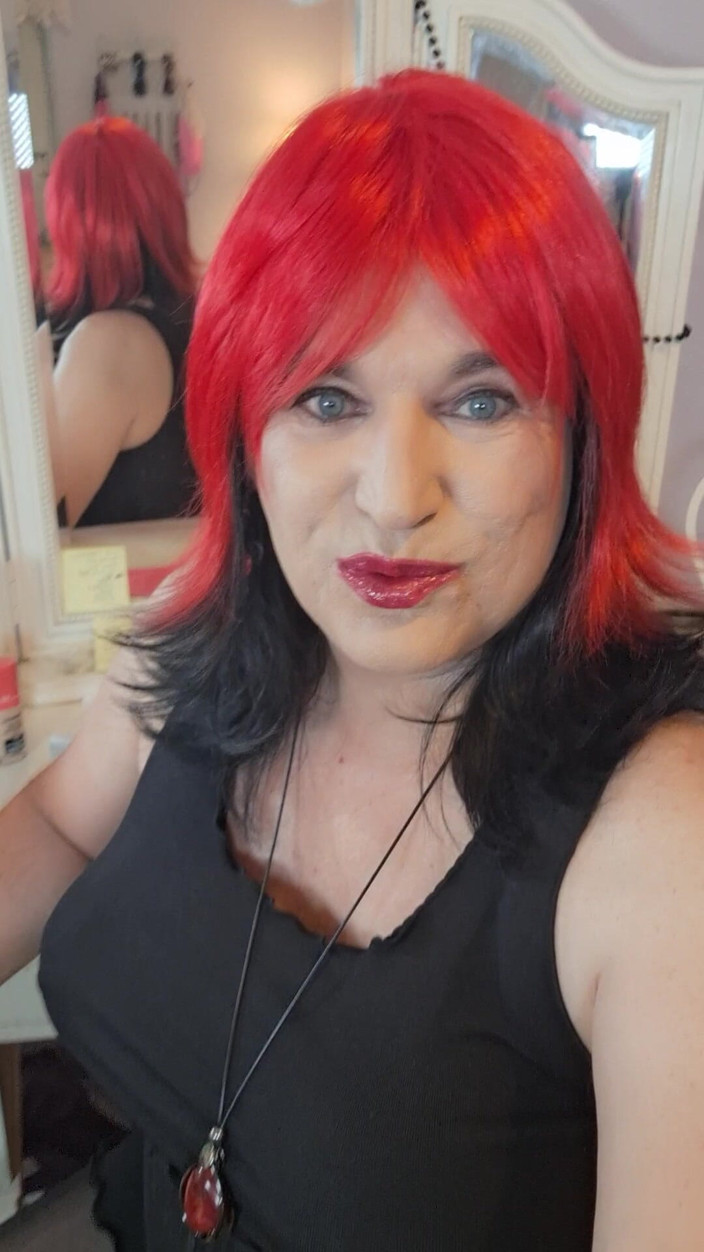 Victoria Lecherri: Do You Like My Lips?