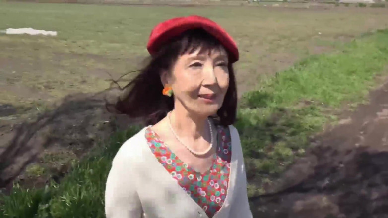 Vulture: She Is Still Active! Grandma Who Would Eat up Her...