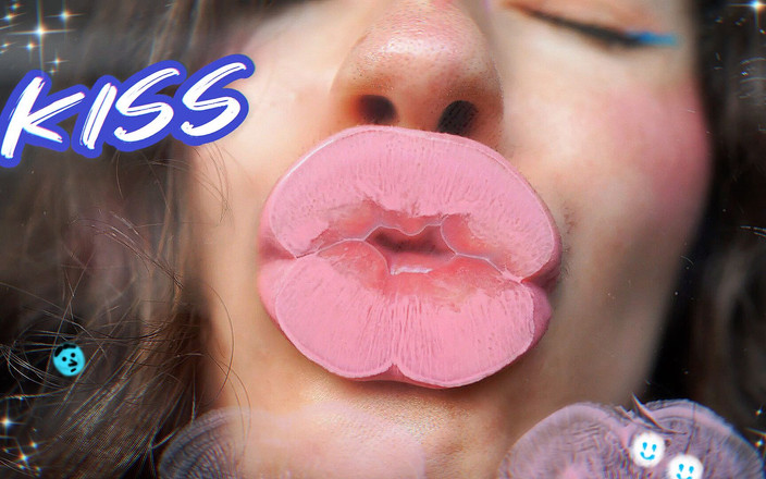 Rarible Diamond: Zmysłowy kremowy różowy pocałunek lipgloss