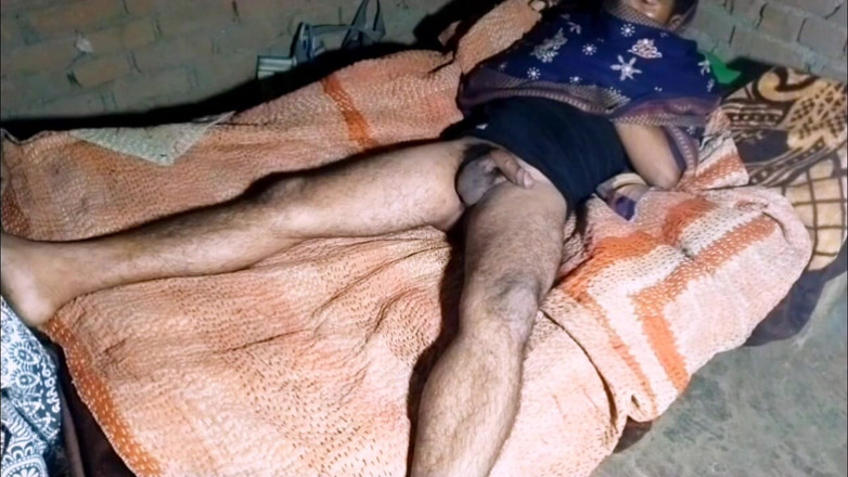 Pumi: Sex cu indiancă desi bhabhi însărcinată