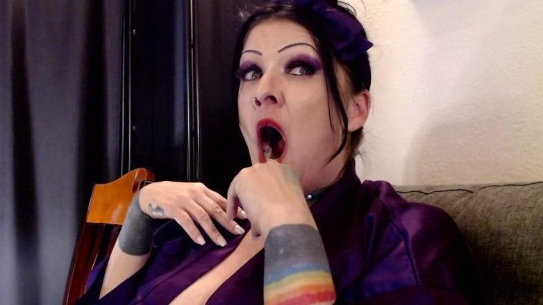 Abby Anna: ROZMOWA ZIEWA MILF