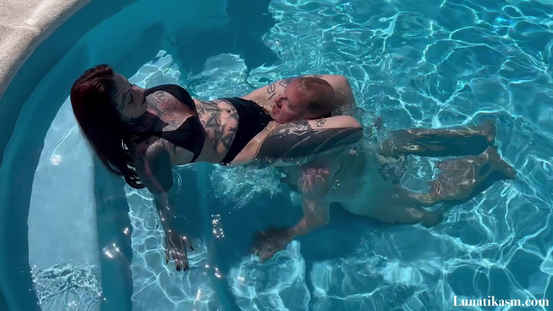 Mistress Lunatika: Fetiș cu picioarele