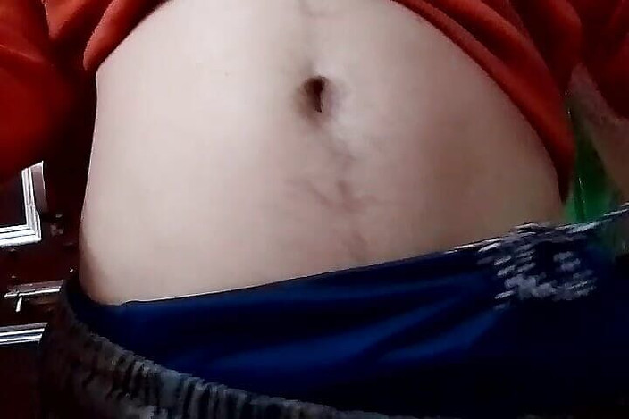 Gangbang straight: Kepala penis merah pergi ke kamar tanpa ciuman.