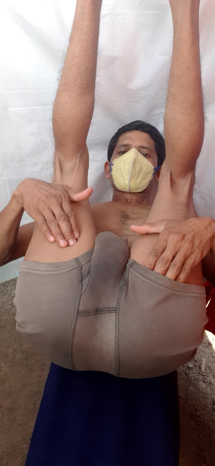 Che: Zadek Velký černý indický muž díry šukání prstění