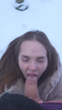 During a Lovely Walk in the Winter Forest, My Pussy Was Filled to the Limit 4K HD Tim Team