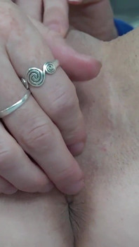 Nô lệ lồn của Giantess