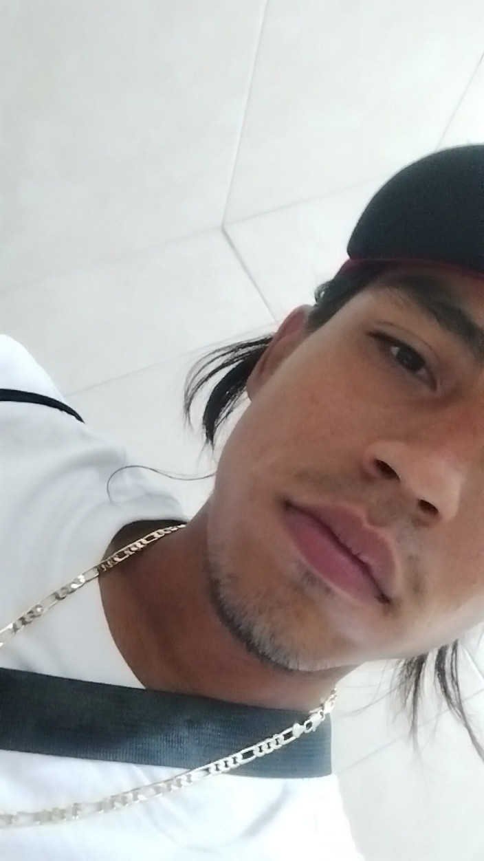 AlexAlejandro13: I Wish That a Woman Would Catch Me in a...