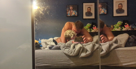 Huzzbearz: En medio de una sesión de sexo caliente