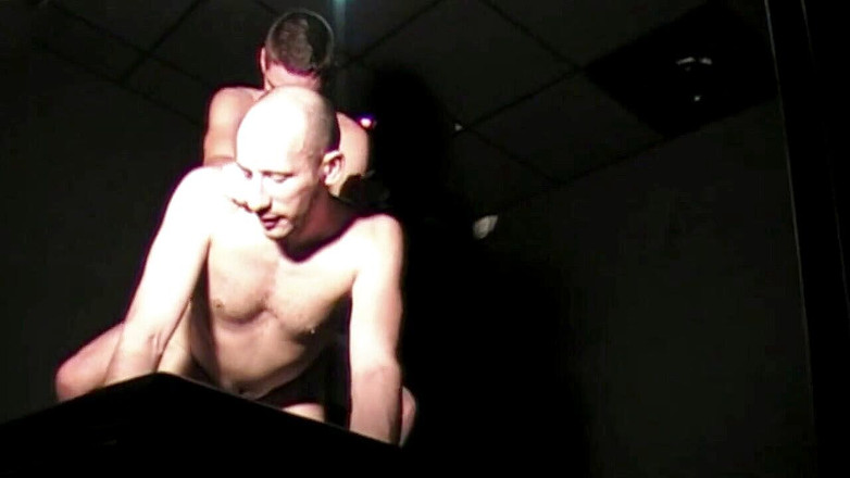 Gaybareback: Twink bú cha trong những cái lỗ vinh quang