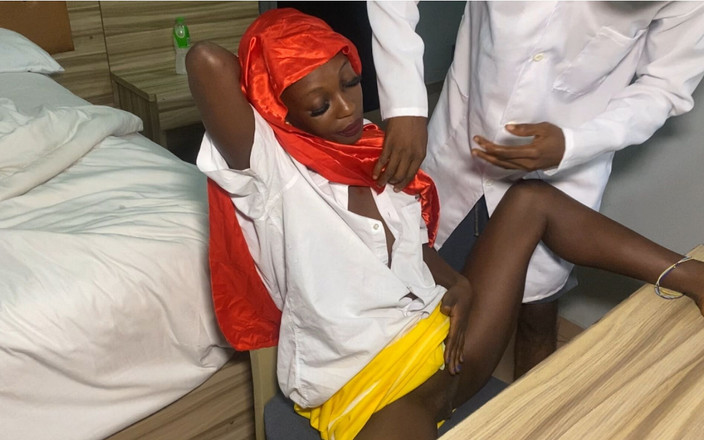 Moonlight blues: Zwarte Hjab Petite neukt grote zwarte lul Doc