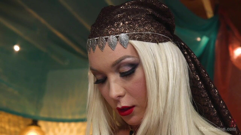 Kink TS: Madame Aubrey, cartotecno