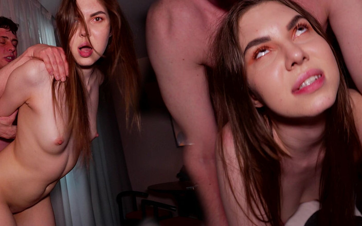 Coz ur mine: Het examen is hardcore. Onzorgvuldige student ruw geneukt.