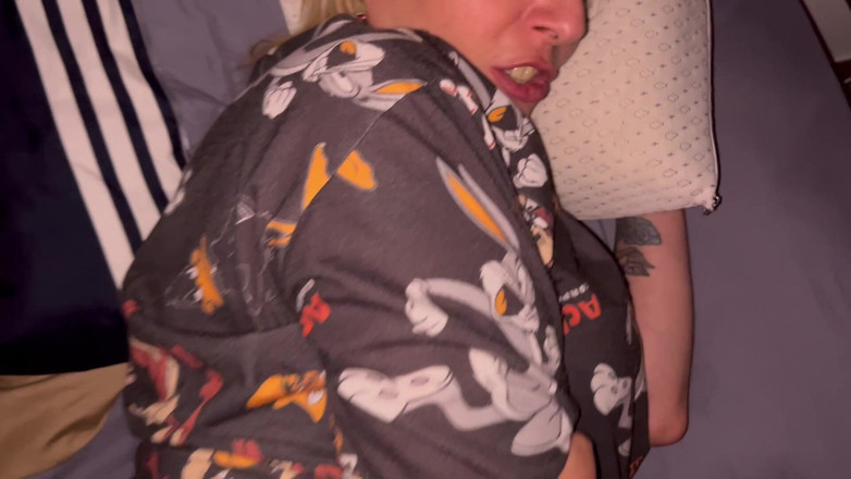 ADC21CM straight: Šukám tvrdě a dávám mléko manželce mého kamaráda