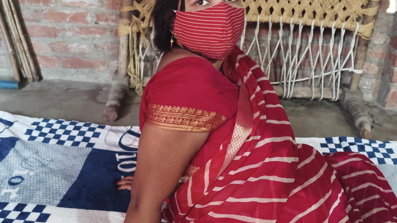 Rinki devi: Rinki Bhabhi Kki Chut Ke Baal Saaf Kiye