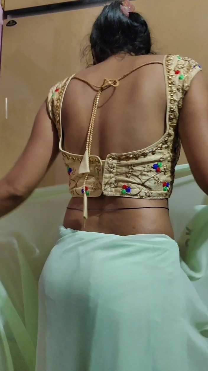 Neetukailash21: Bintang Neetu