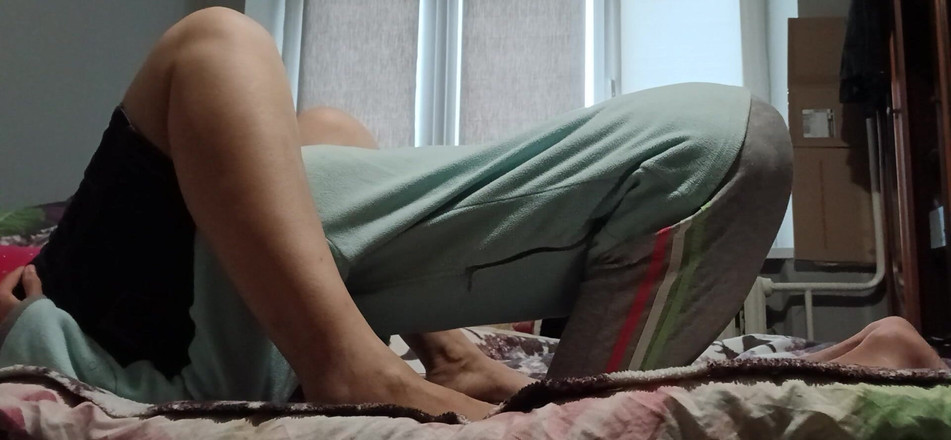 Lesbian-candys: Mis padres piensan que estoy tomando clases extra de francés...