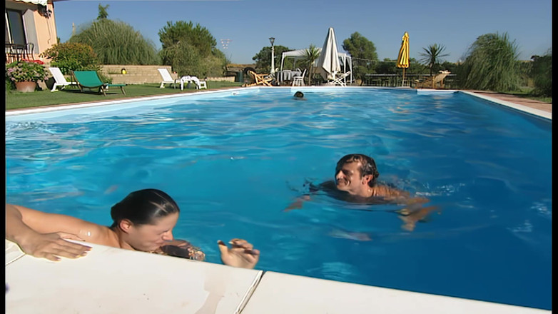 Luxury porn channel: Trio infuocato al resort, segreta passione del cuck