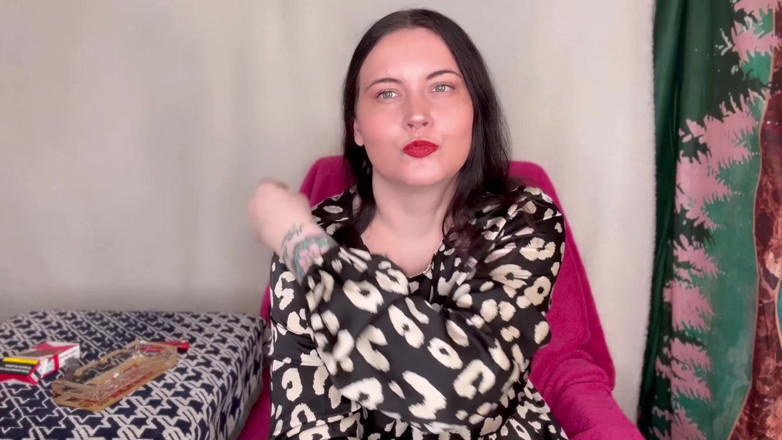 MissFFW: Senhorita Ffw fuma em um vestido de verão