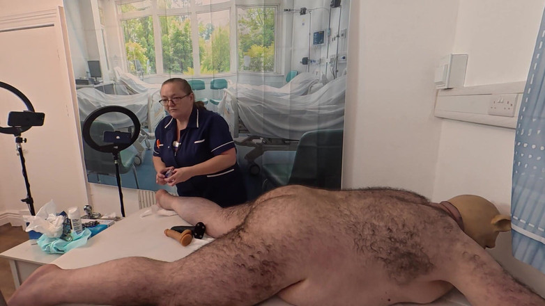 Aaexperiencesltd: Parte 3 - Clínica da Dor com Matron Satana