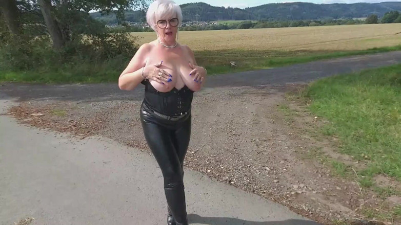 PureVicky66: German Granny with Huge Boobs Gets Horny on a Walk...