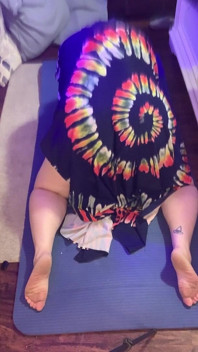 BBW Does Peek a Boo Yoga