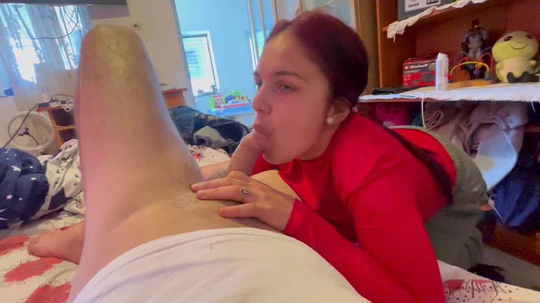 Ionut899: Před školou mi nevlastní dcera dává kouření, aby mě držela