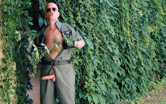 GERMANE_XL: 飞行员的 Xl 射液 6