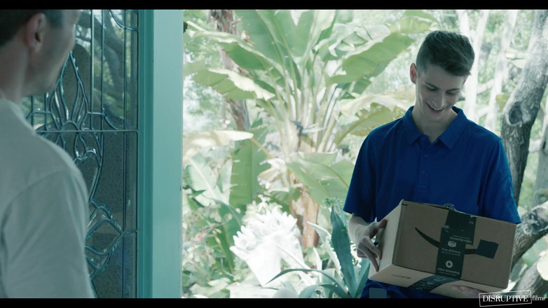 Disruptive films: 角質のイケメンがついに彼のお気に入りのエロティックなAsmrポッドキャストホストをファック - Disruptivefilms