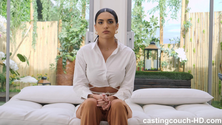 Casting couch HD: Puteri Brazil muncul di casting.
