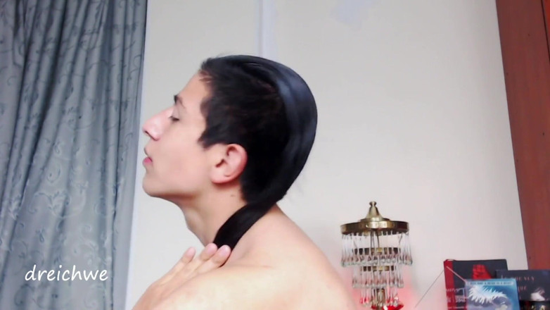 Dreichwe: Combing my long hair with masturbation - Episode 29