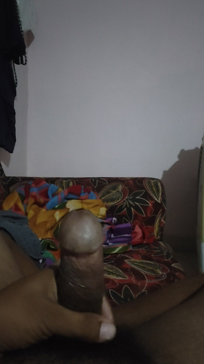 Desiboy01122: Grande cazzo di pennis