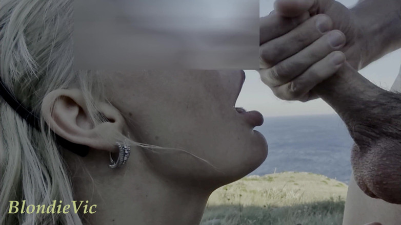 BlondieVic: wir riskieren, beim sex am strand erwischt zu werden