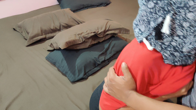 Hope Love: 变态男人后入天真的年轻亚洲熟女