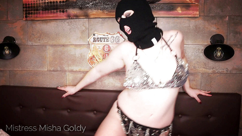 Goddess Misha Goldy: Bahkan jika lebih awal, Kamu tidak memiliki fetish bibir - sekarang...