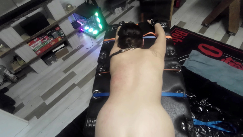 FuckSlave: Antrenamentul de sclav din perspectiva stăpânului meu