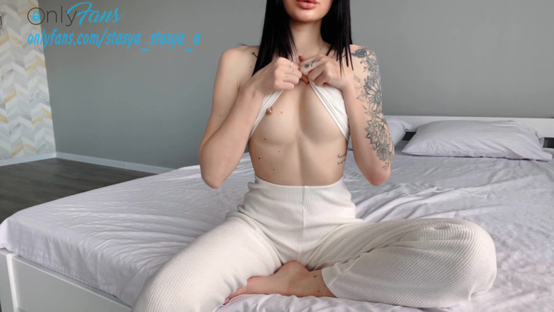 Stasya Pollna: สาวยูเครนลูบหี