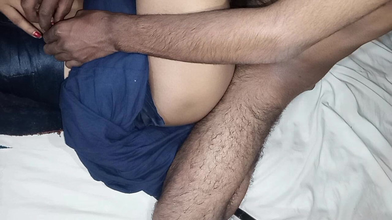 Sital: 인도 남친과 여친 섹스 이야기