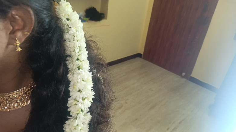 Laxi ammu: Hausfrau saree show