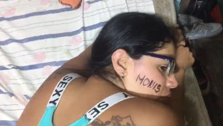 Britanly-Brow: 第一人称视角-情人利用女孩独处和极端操大屁股和大胸部