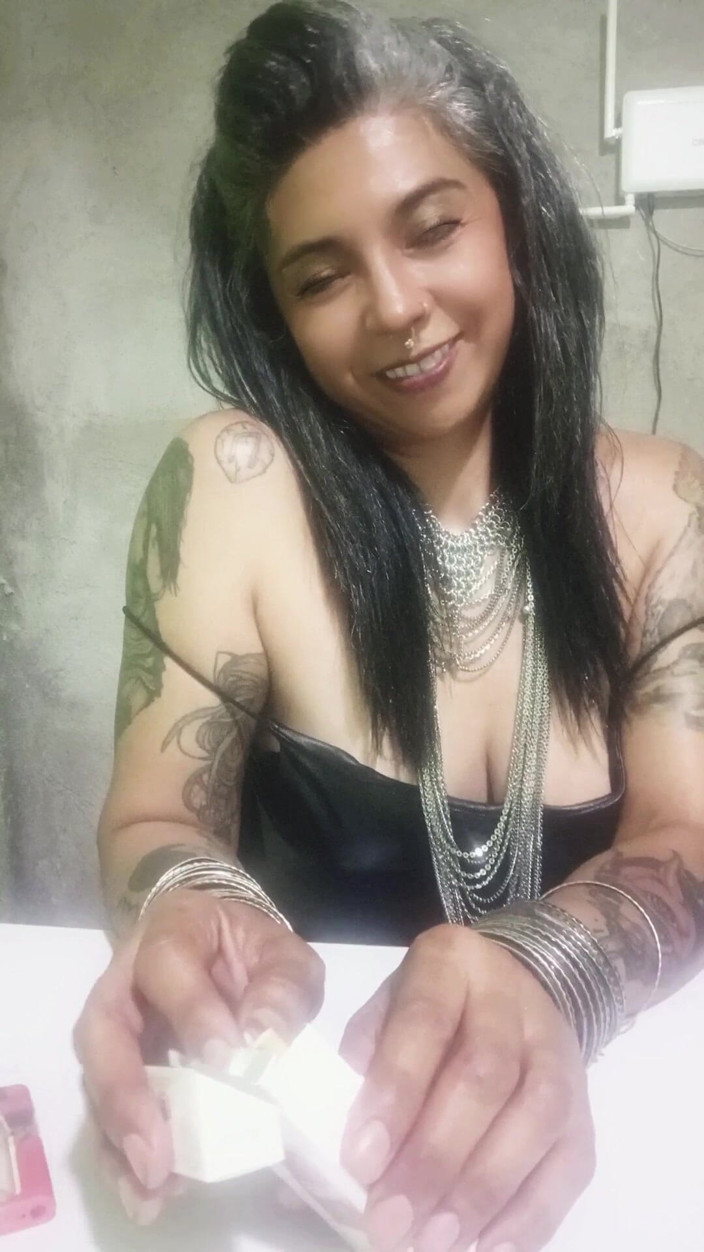 Casia Castro: Pojďme si společně užít doutník
