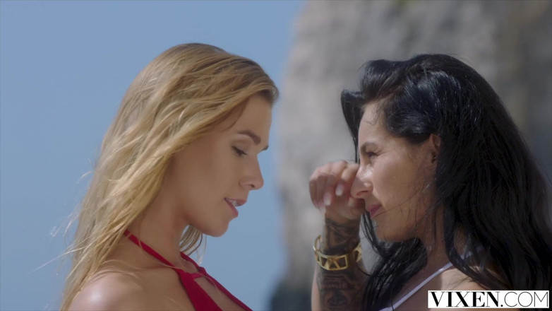 Vixen: Vixen Two Best Friends Let Loose on Vacation
