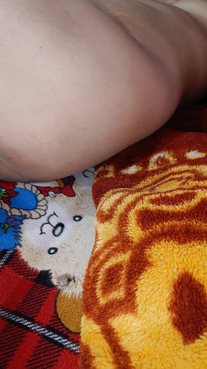 Aap ki Bhabi ji: La cameriera desi indossa mostra le tette e poi guarda...