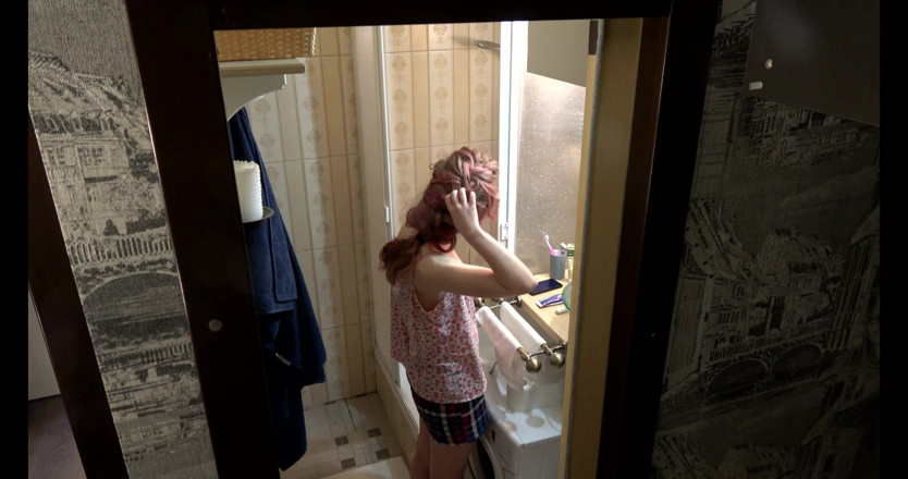 Milfs and Teens: Young Girl's Shower for Perverts