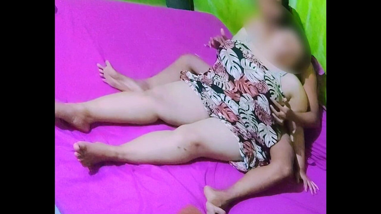 my_wife_chubby: Ehefrau, die ihre stiefschwester lust hat