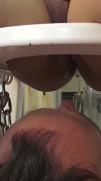 Madama Carla Sit on Guys Face on Facesitting Chair